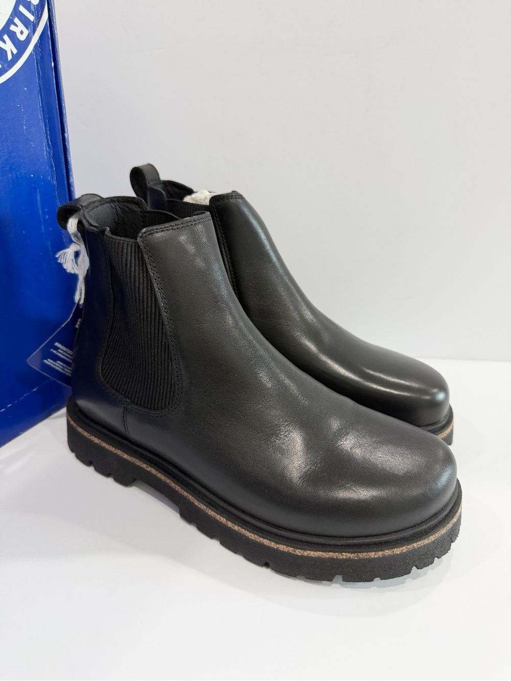 Birkenstock Women’s Highwood Pull On Chelsea Ankle boots